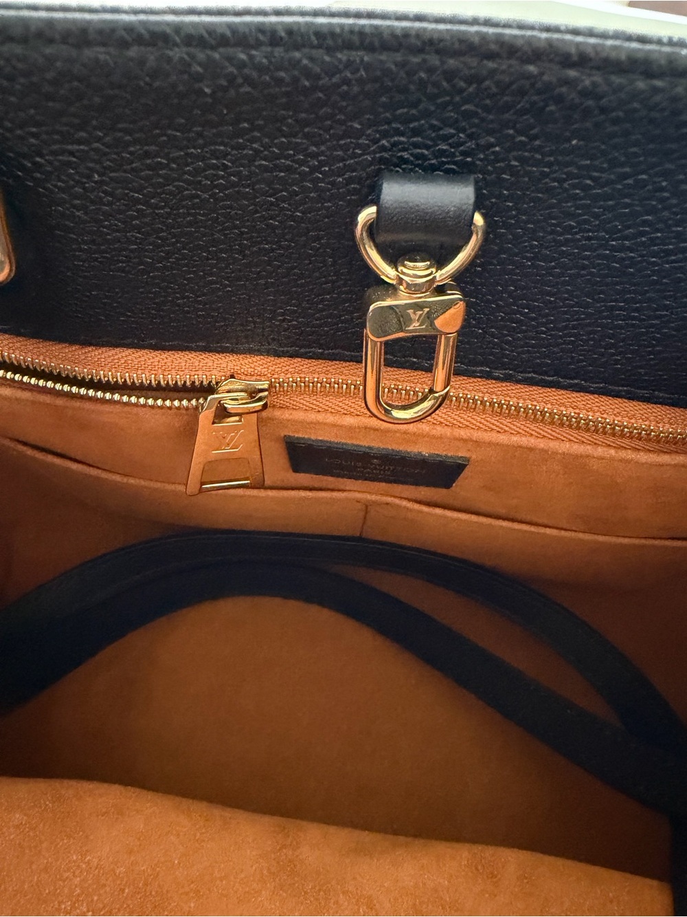 Louis Vuitton Black Monogram tote Bag On The Go MM (medium size) - Picture 9 of 10